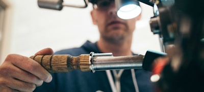 体育门户网站首页展示图 - 多种赛事图标与动态界面